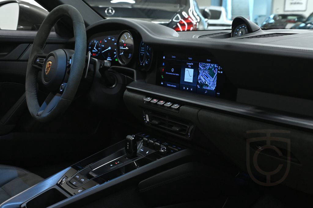 Porsche 911 Carrera GTS Cabrio PDK Modell 992