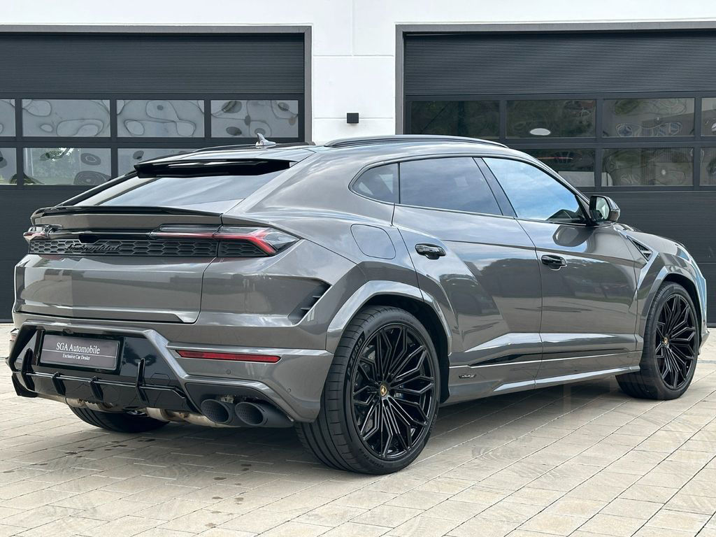 Lamborghini Urus SE *STOCK*B&O*STYLE*PANO*NOW*READY