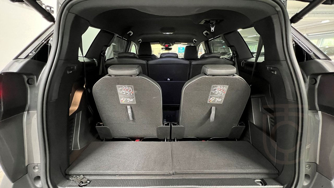 Peugeot 5008 GT 1.2 PureTech 130 EAT Black Edition