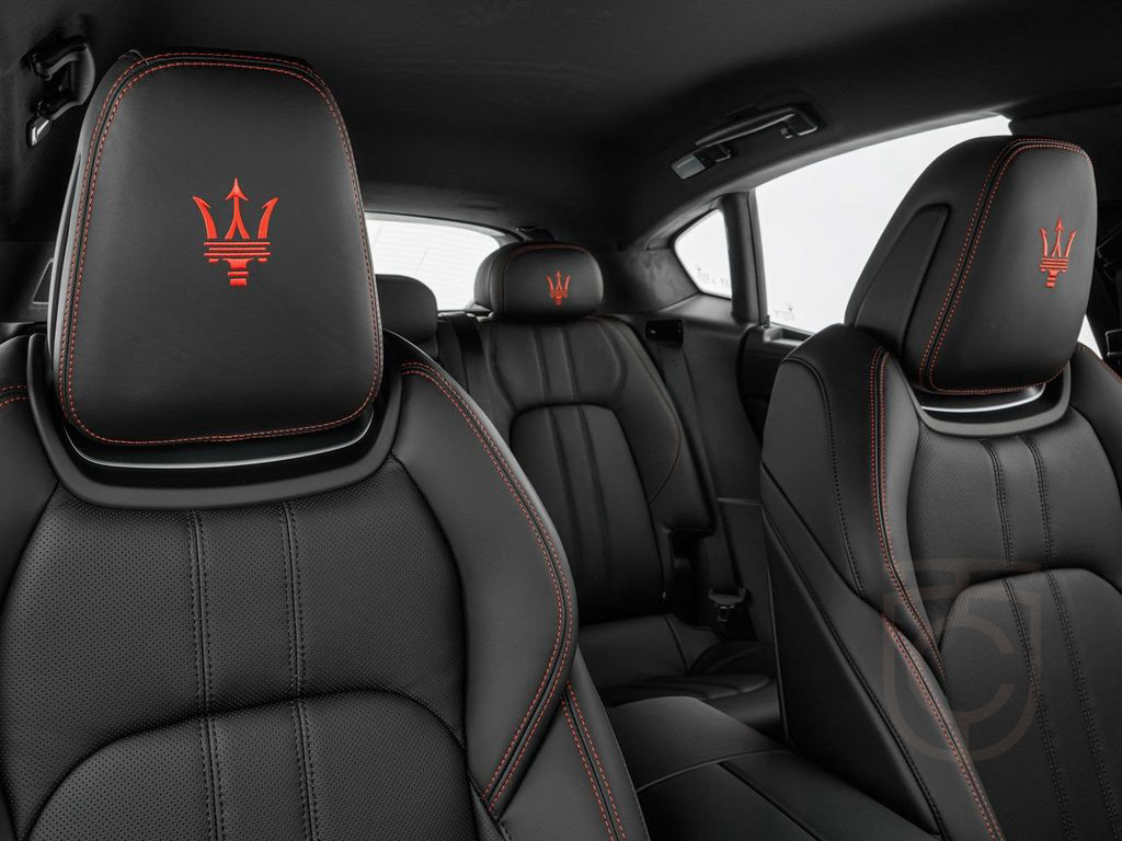 Maserati Levante Modena S ULTIMA TAGESZULASSUNG AKTION