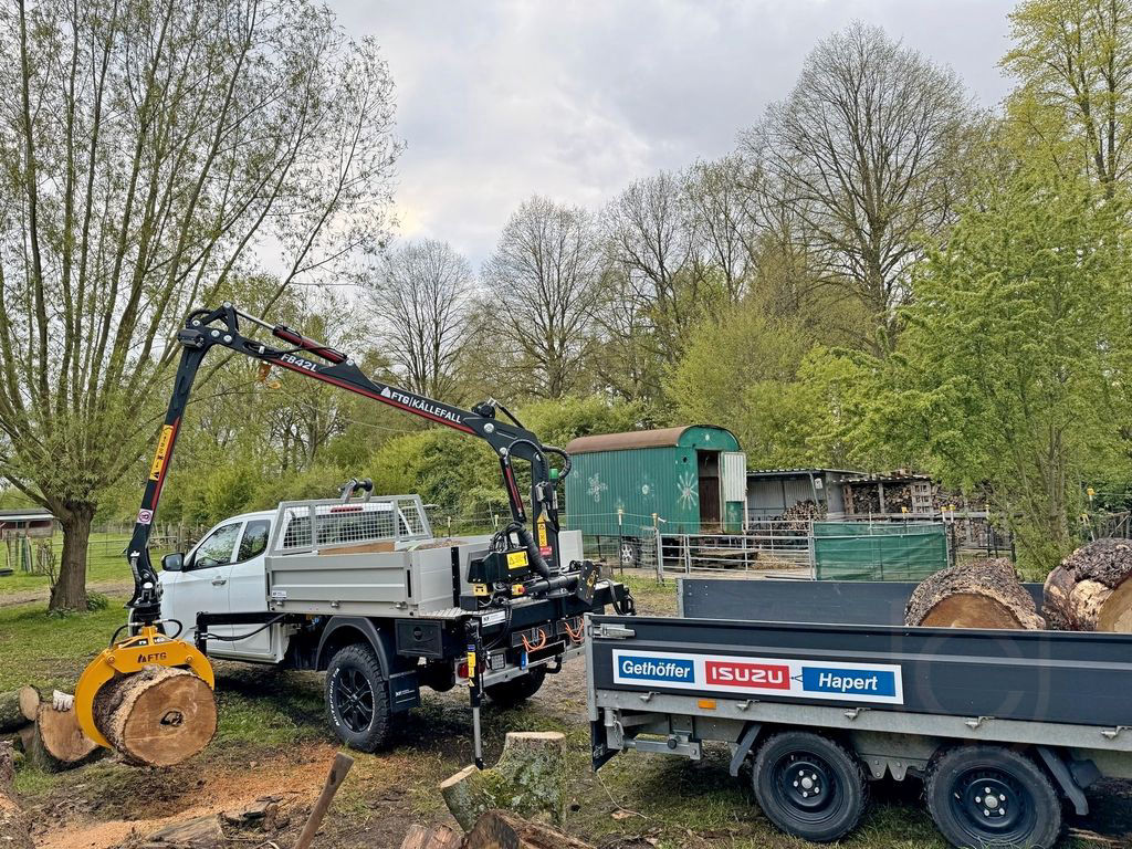 Isuzu D-Max Space Cab LS AT BIG-MAX Forstkran Greifer