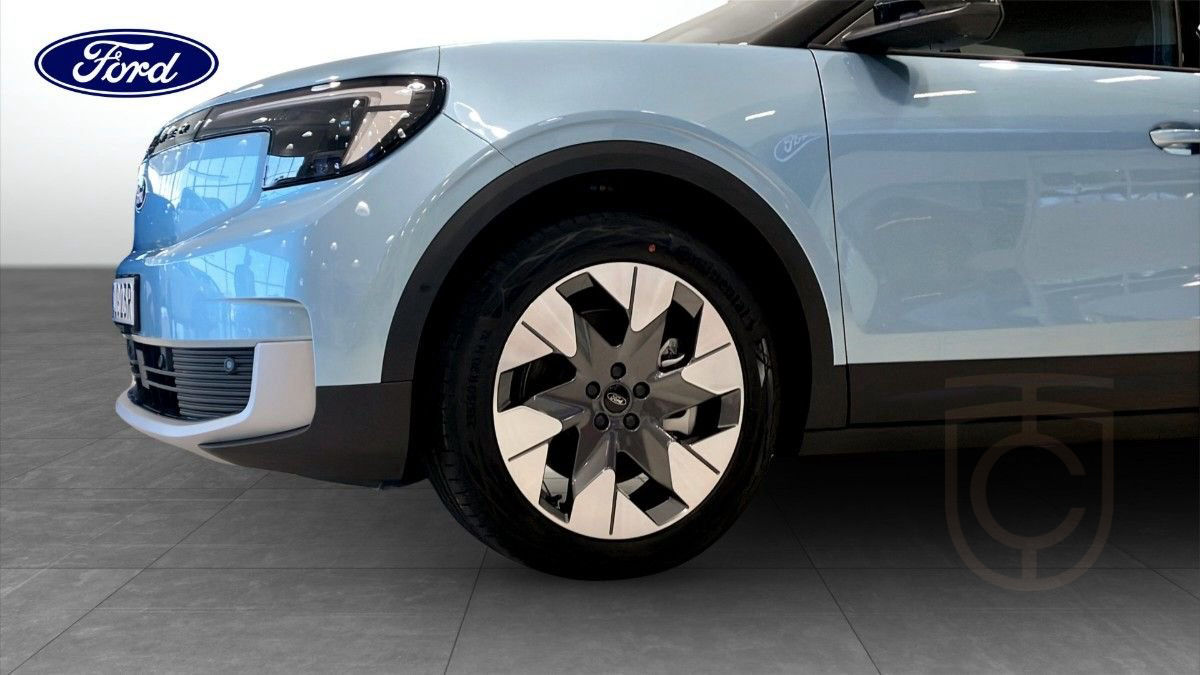 Ford Explorer PREMIUM LONG RANGE AWD