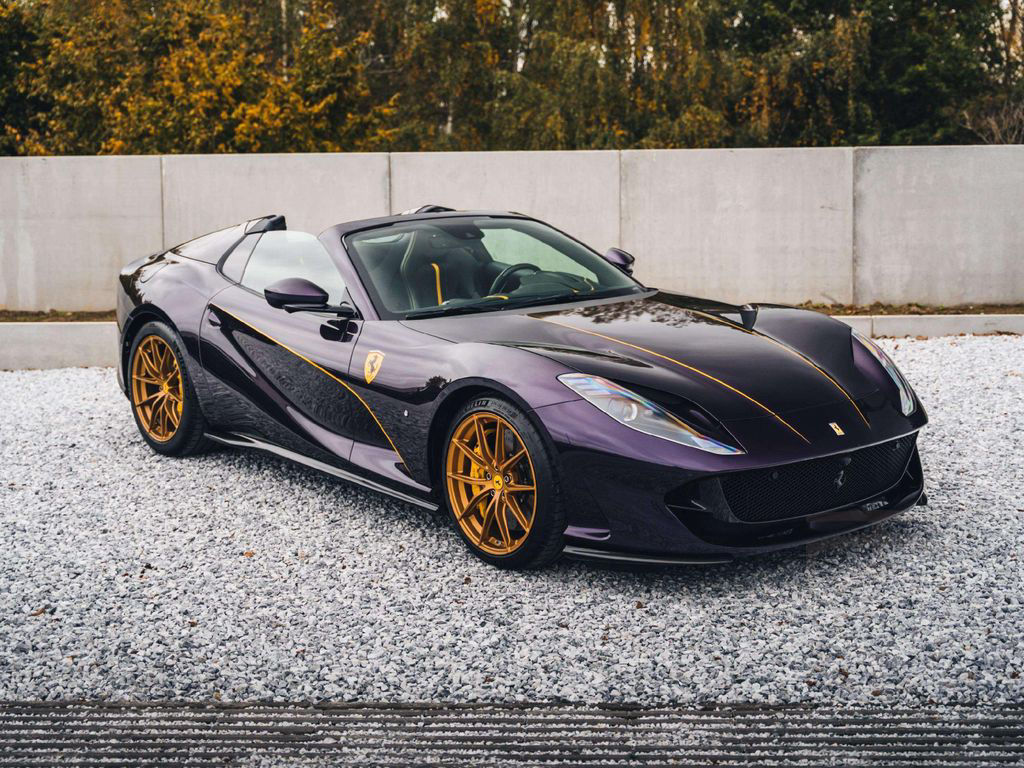 Ferrari 812 GTS Atelier/ Viola Hong Kong / Carbon / VAT