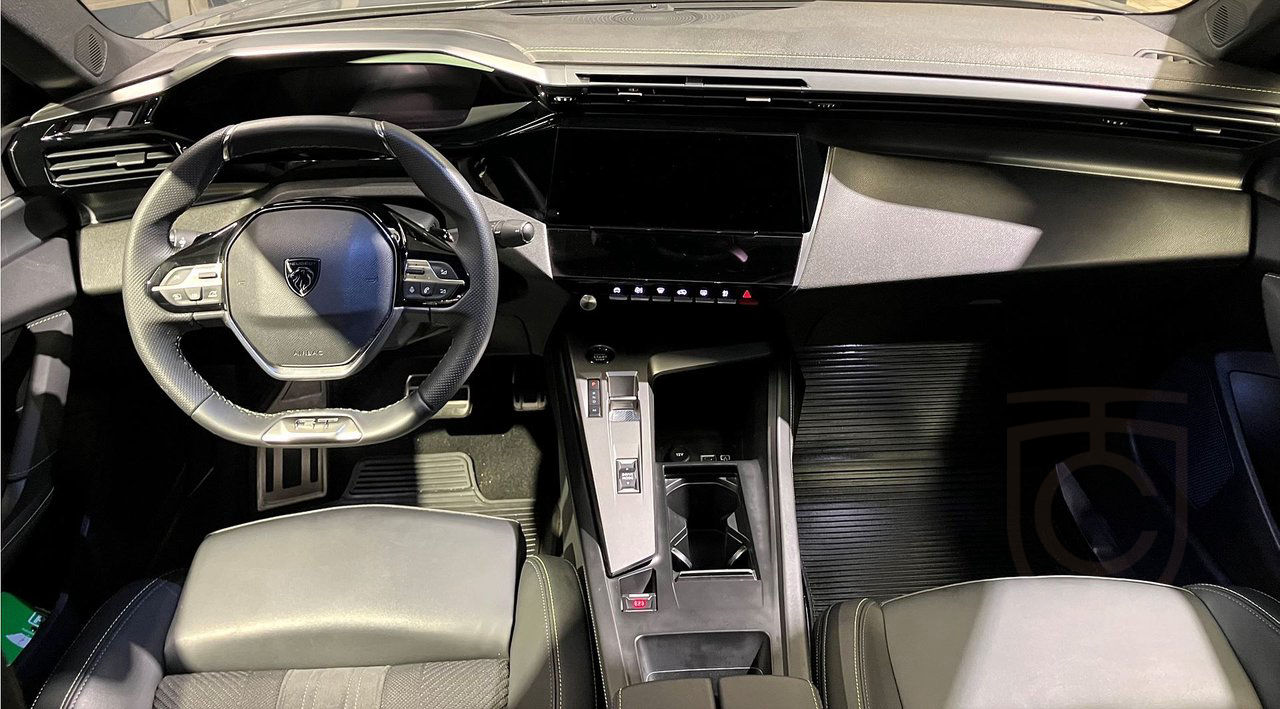 Peugeot 408 GT PureTech