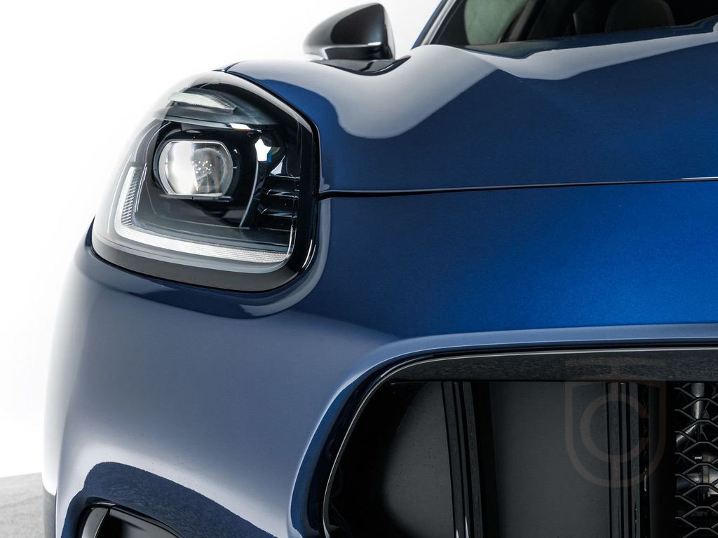 Maserati Grecale Modena SONDERFARBE BLU MODENA + MY25