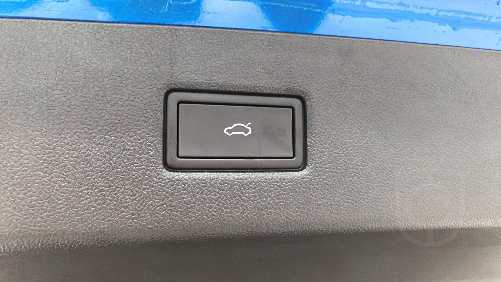 Ford Explorer EV Extended Range RWD