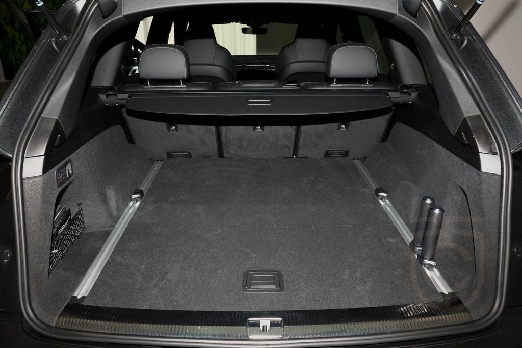 Audi SQ7 4.0 TFSI quattro AHK Stdhz Matrix Pano HUD