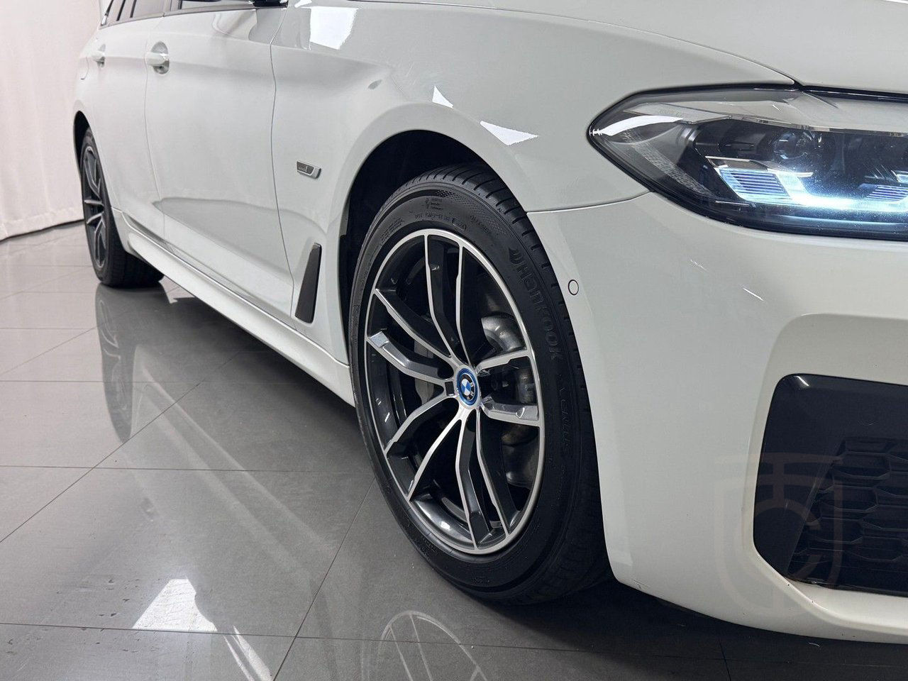 BMW 530 E xDrive Touring M-Sport Hybrid