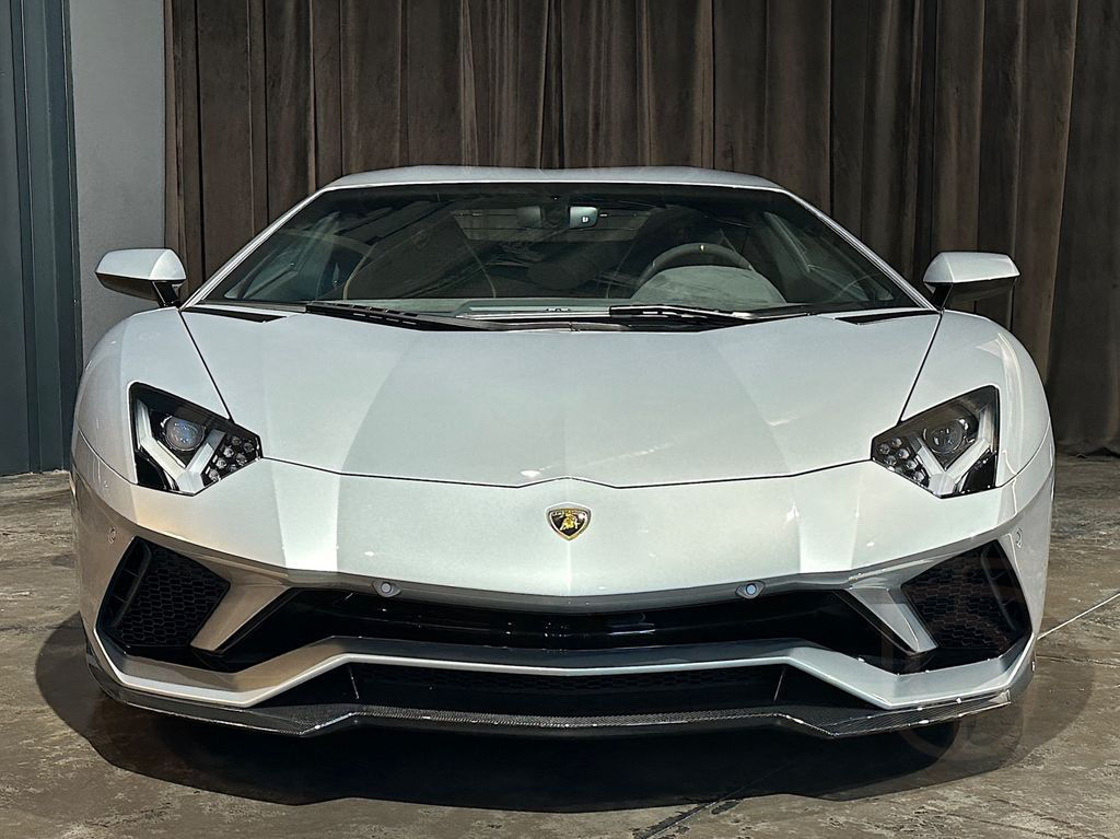 Lamborghini Aventador "ULTIMAE"