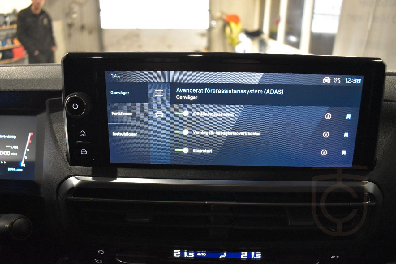 Peugeot Expert L3 2.0 BlueHDi Automat PLUS