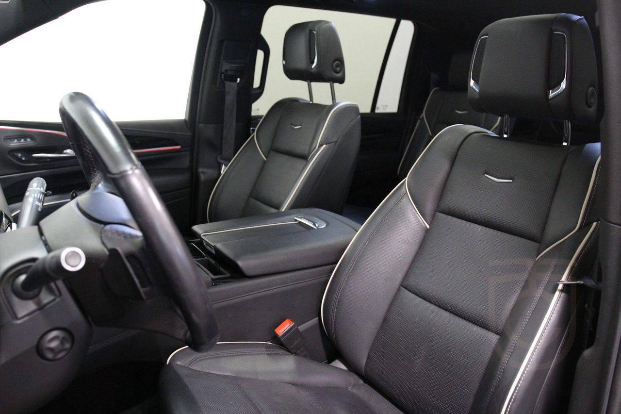 Cadillac Escalade ESV