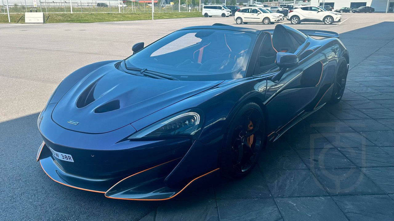 McLaren 600LT Spider V8