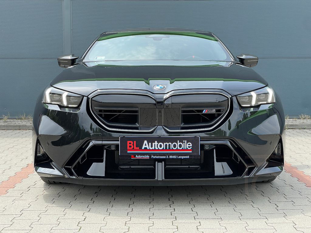 BMW M5 Lim.CARBON.SITZBELÜFT.DR.ASS.PRO.B&W.360°