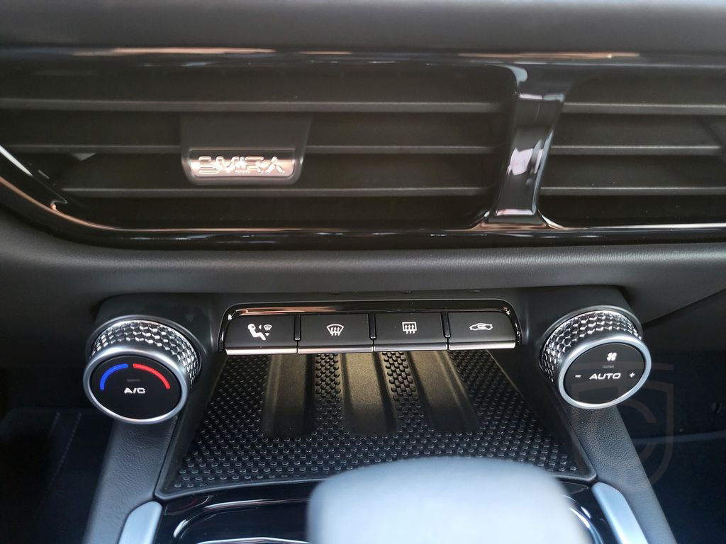 Lotus Emira First Edition i4 DTC KEF*Nappa*Sport*20''*