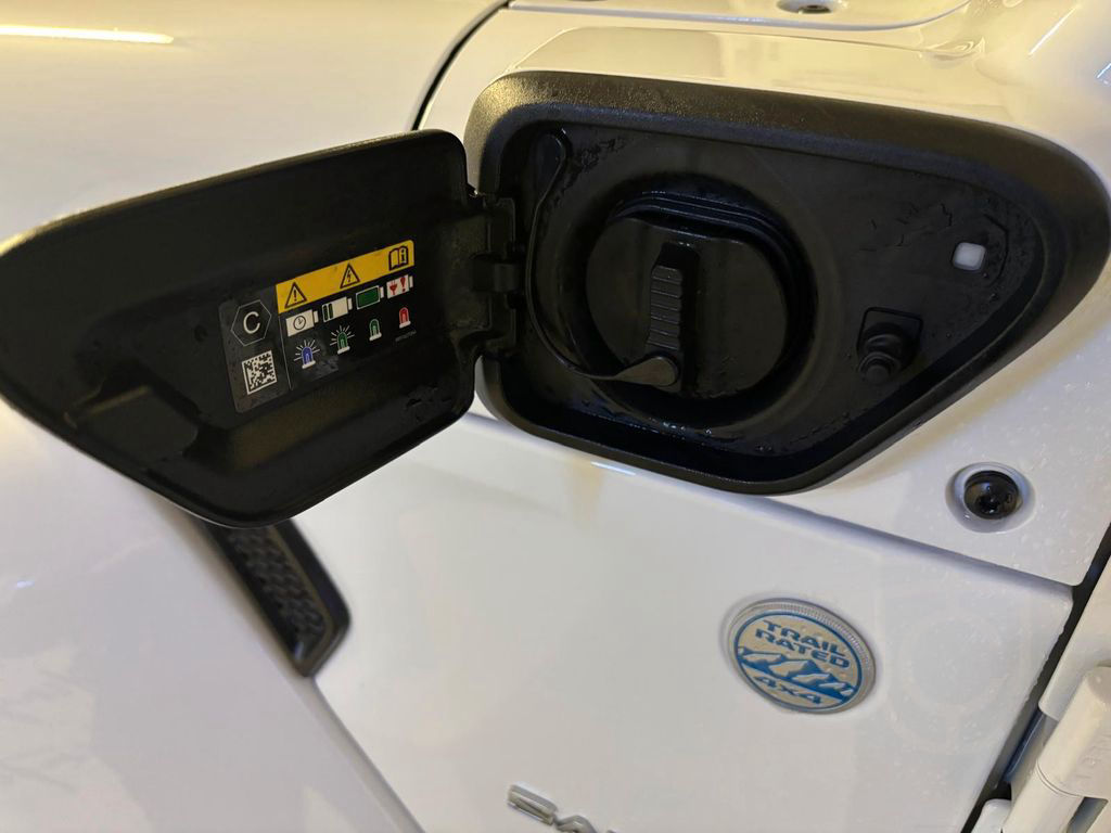 Jeep Wrangler PHEV MY 23 Sahara
