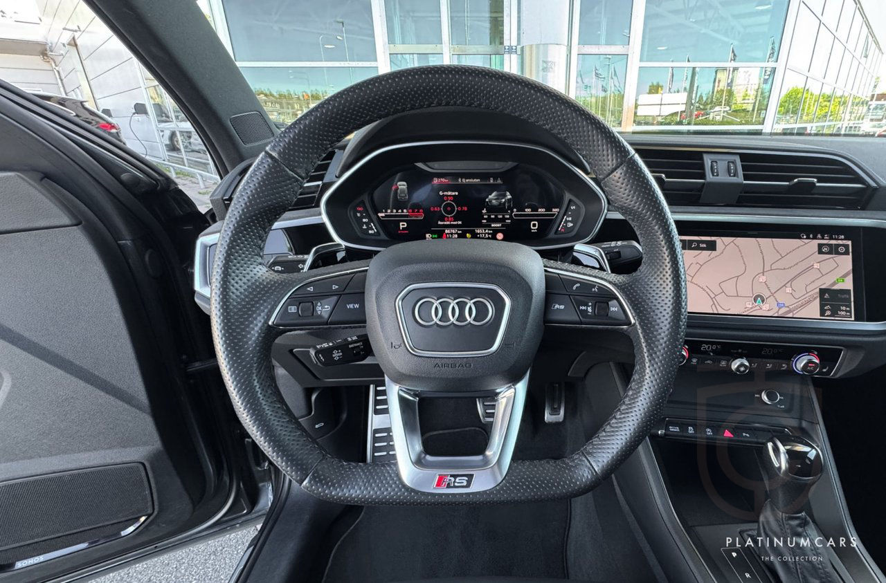 Audi RSQ3 SUV