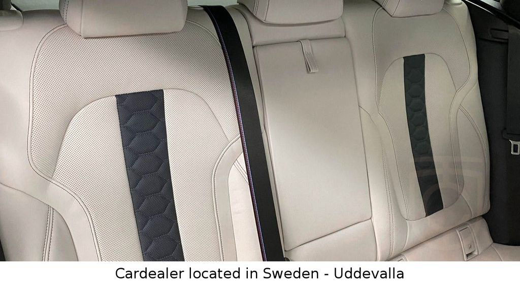 BMW X6 M X6M Competition 625hp xDrive F96 B&W *VAT*