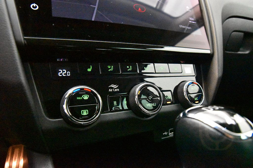 Skoda Octavia Scout 2.0 TDI 4x4 DSG Premium Nav Värmare Drag