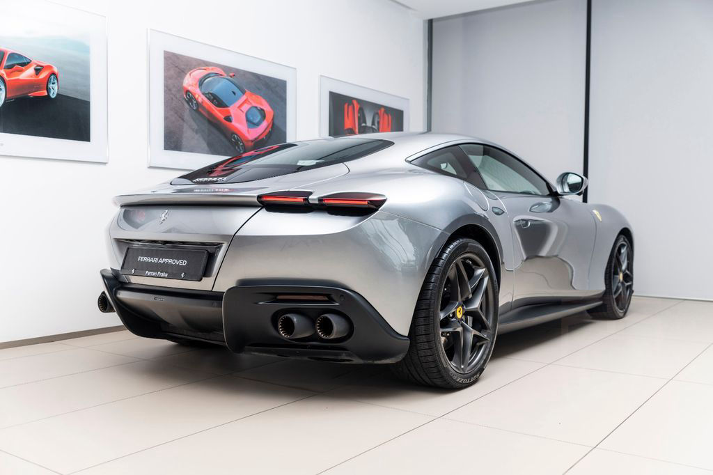 Ferrari Roma Cupé