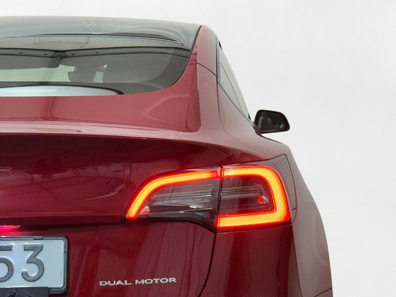 Tesla Model 3 Long Range AWD