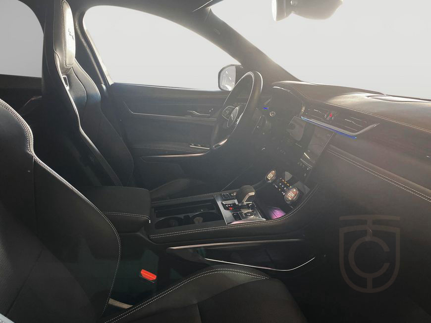 Jaguar F-Pace P400 AWD Sport