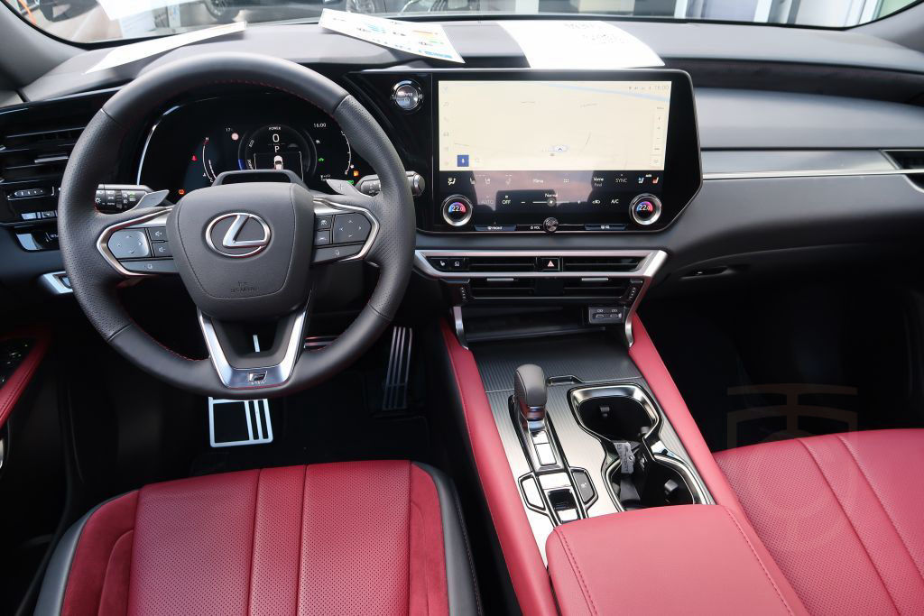 Lexus RX 500h F SPORT+ Interieur-Paket, Panorama-Glasd