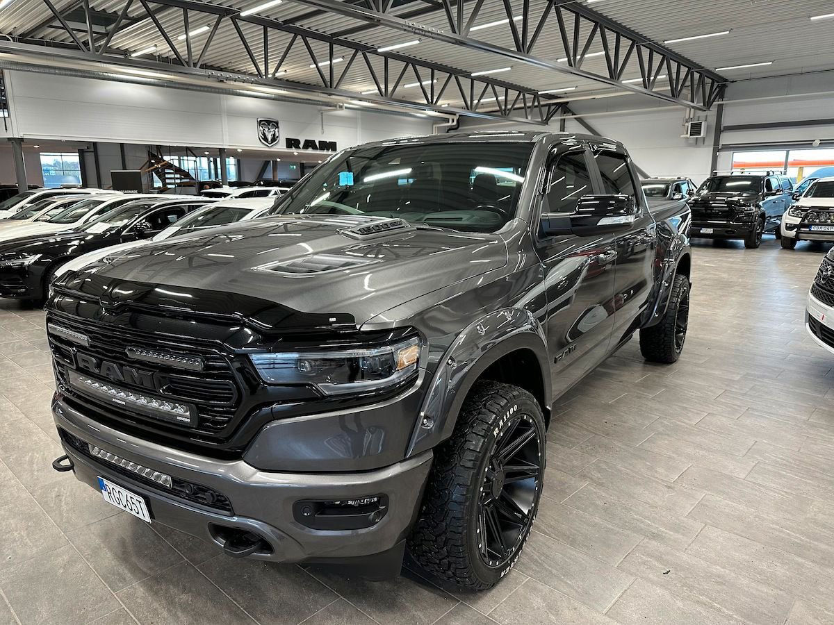 Dodge RAM 1500 Limited Offroad Extreme Edition