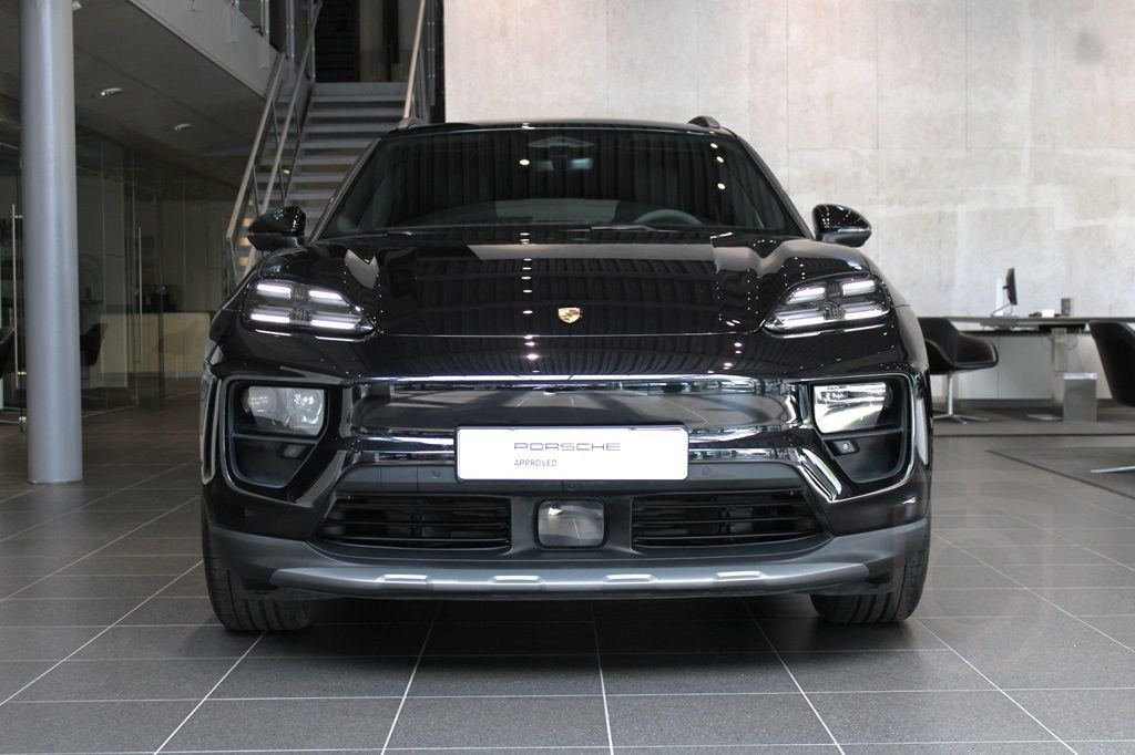 Porsche Macan 4