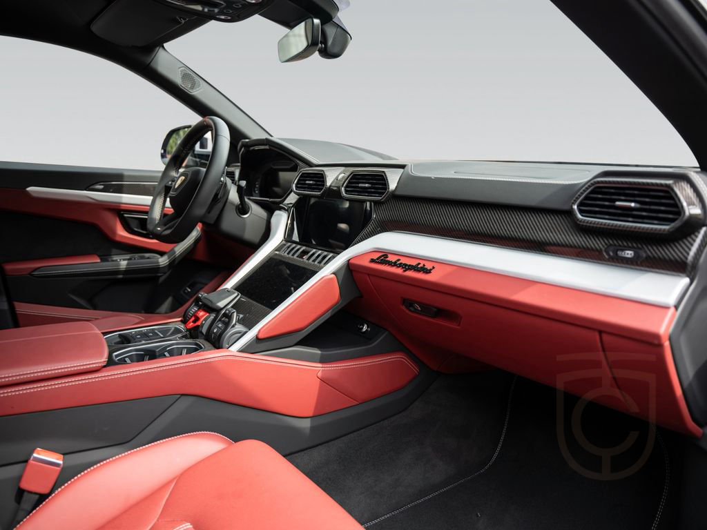 Lamborghini Urus S | Carbon Interior | Night Vision