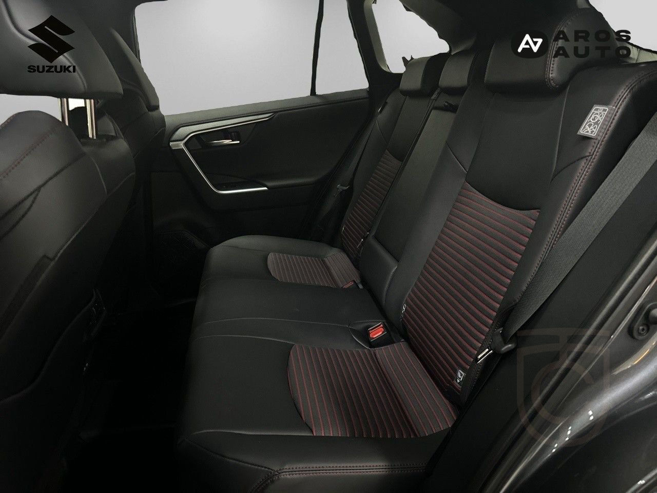 Suzuki Across 2.5 AWD Inclusive ink vinterhjul &