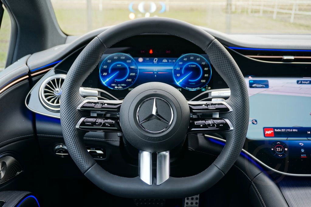 Mercedes-Benz EQS 450 4Matic AMG/PREMIUM/PANO/360/20"