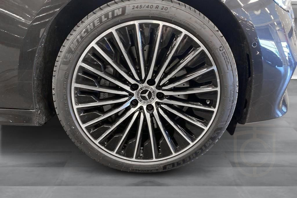 Mercedes-Benz E 300e 4MATIC Exclusive Premium