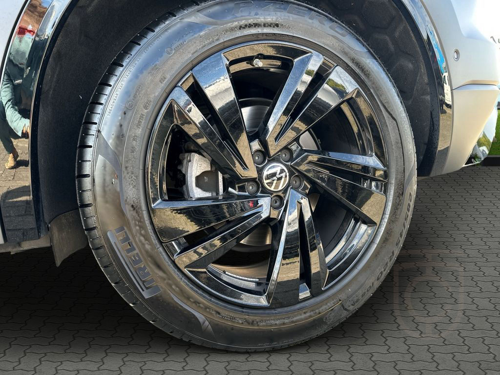 Volkswagen Touareg 3.0 V6 TDI R-Line 4Motion BlackStyle HUD