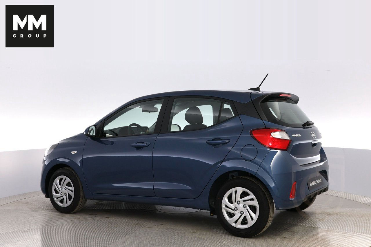 Hyundai i10 Essential Automat 1.0 AMT
