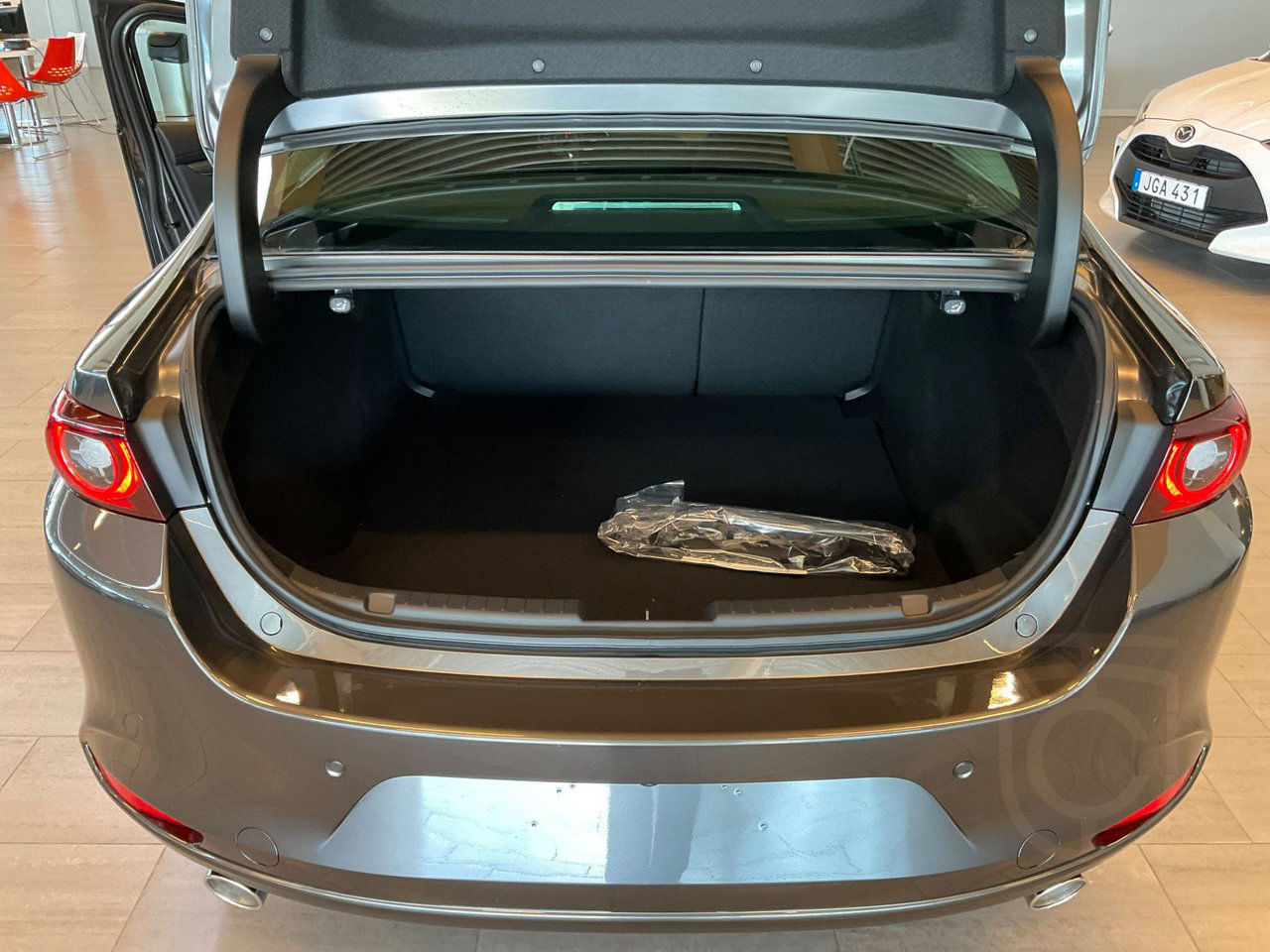 Mazda 3 Sedan 2.0L e-SKYACTIV X