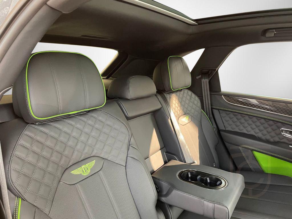 Bentley Bentayga V8 Black Edition - DemoCar