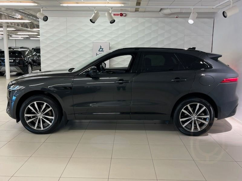 Jaguar F-Pace P400e