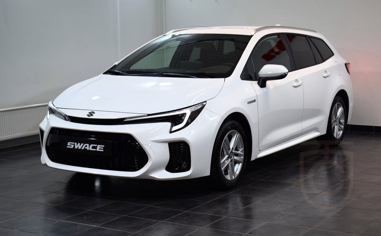 Suzuki Swace 1.8 Hybrid