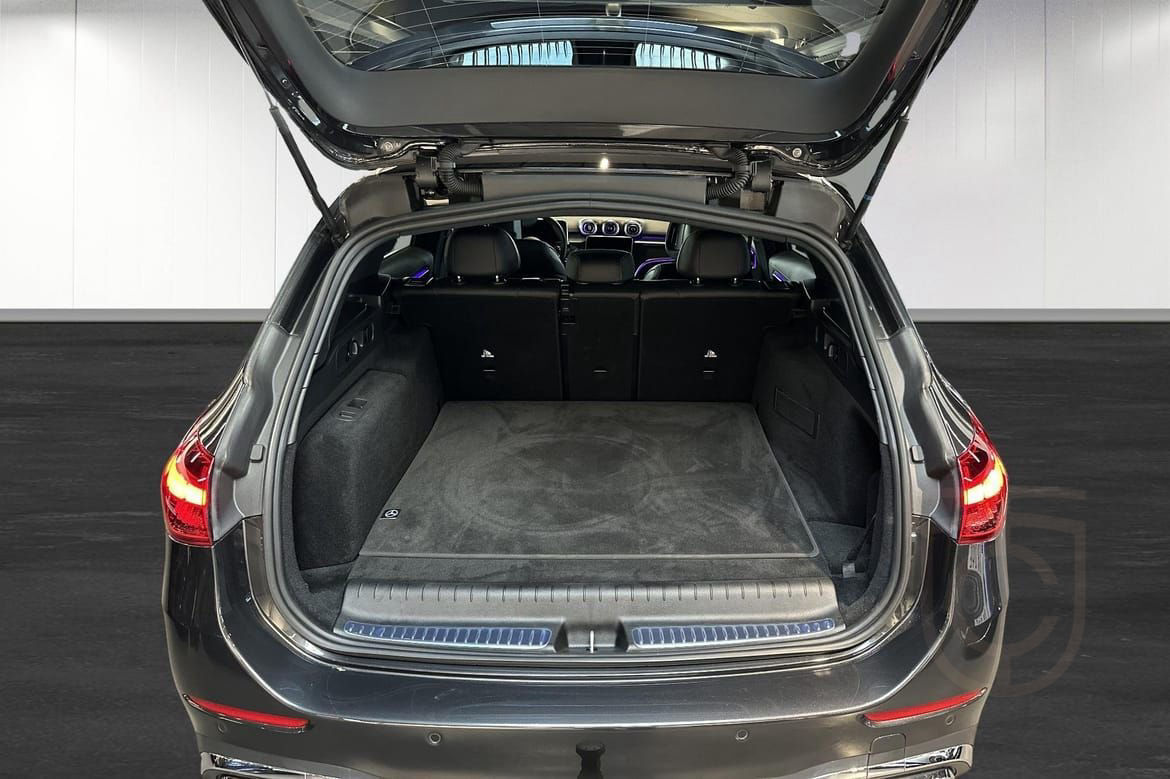 Mercedes-Benz C 300 T e AMG