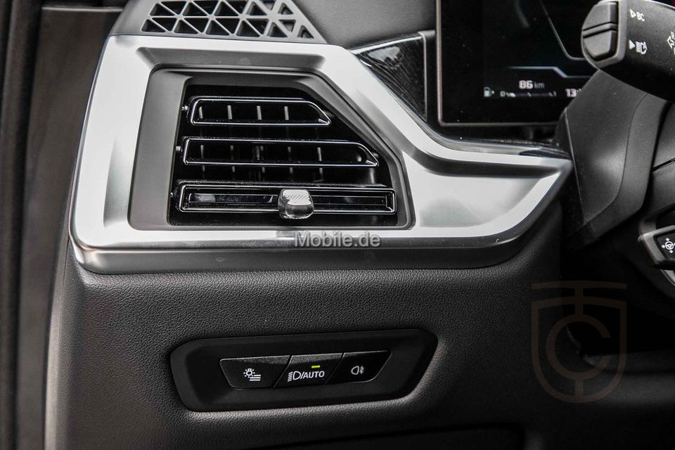 BMW X5 M60i Navi adLED harman/kardon RKam HeadUp AHK