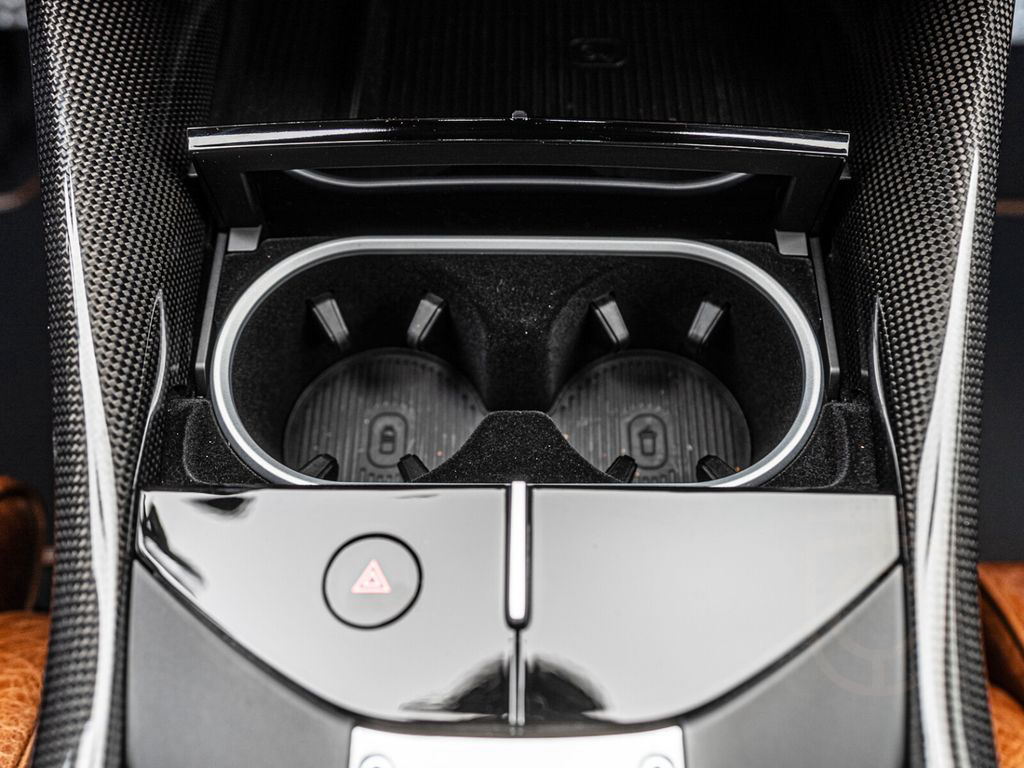 Ferrari Purosangue Tailor Made*Carbon*Massage Seats