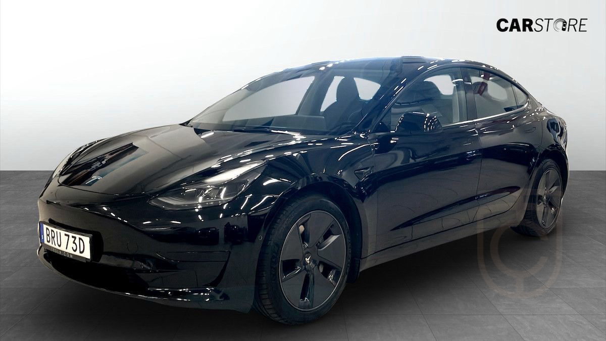 Tesla Model 3 MODEL 3 Standard Range Plus,