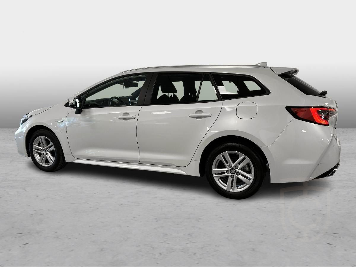 Suzuki Swace 1.8 Hybrid