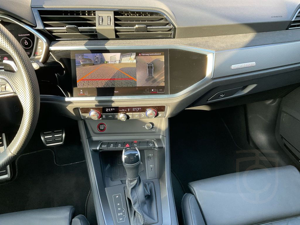 Audi RS Q3 Nappa 360° AHK Sonos 280 km/h Fahrwerk RS+