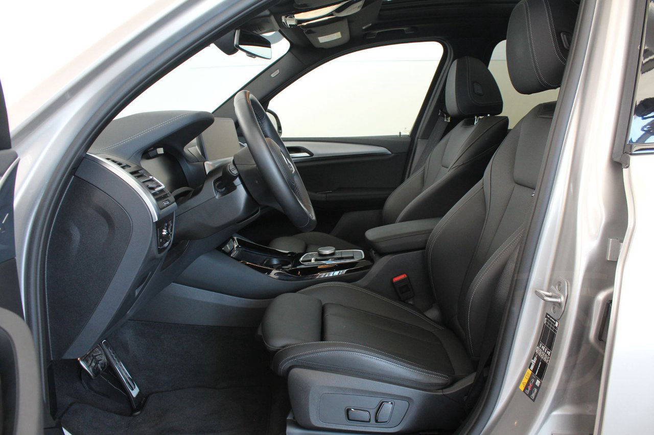 BMW iX3 Charged M Sport Panorama