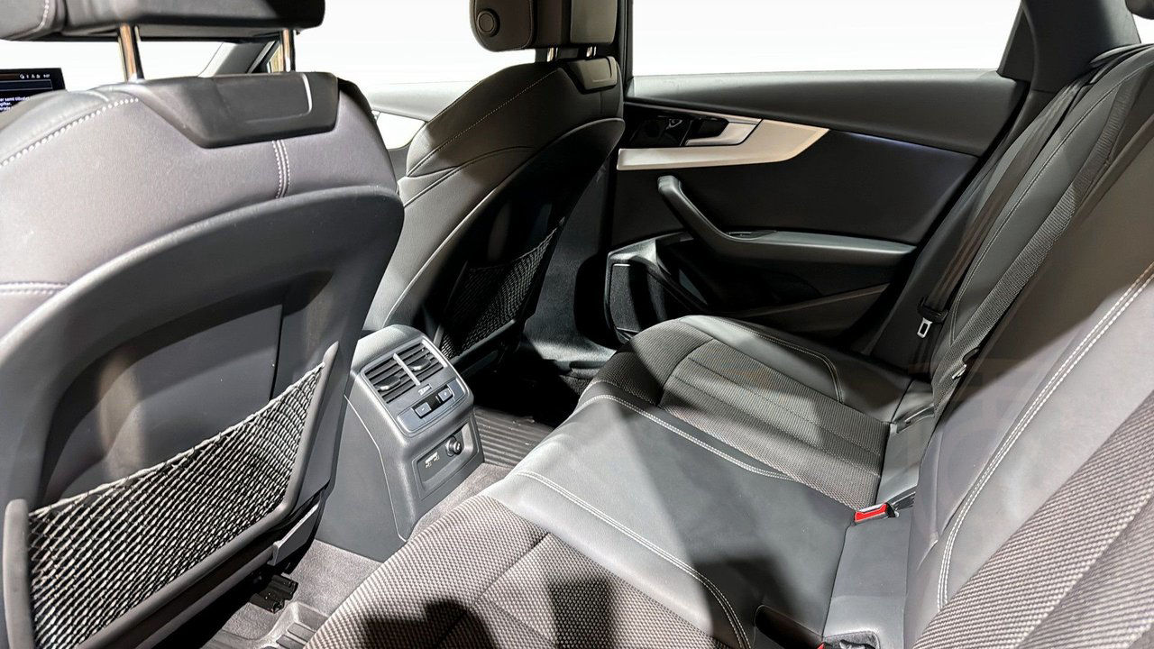 Audi A4 Avant 40 TFSI quattro S-line