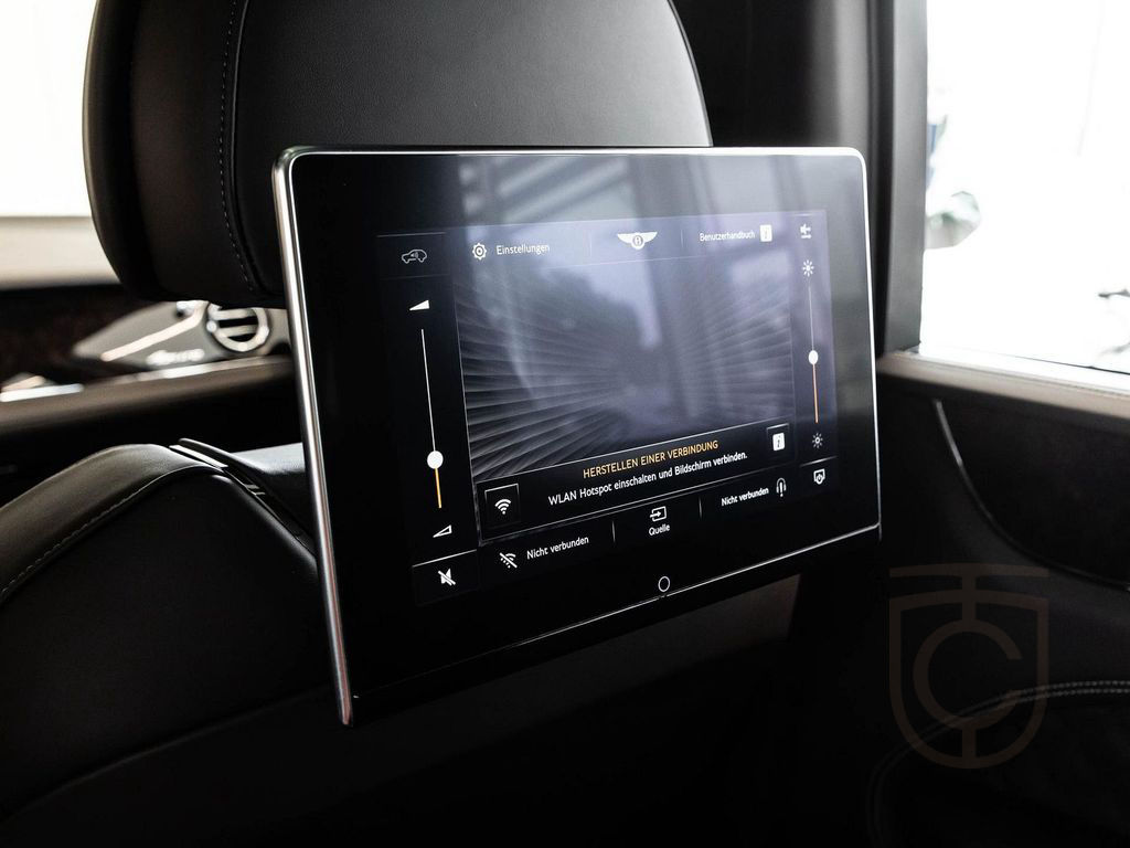 Bentley Bentayga Azure Head Up Display Navi LED Klima