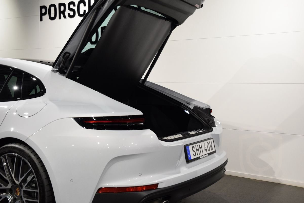 Porsche Panamera 4 E-Hybrid