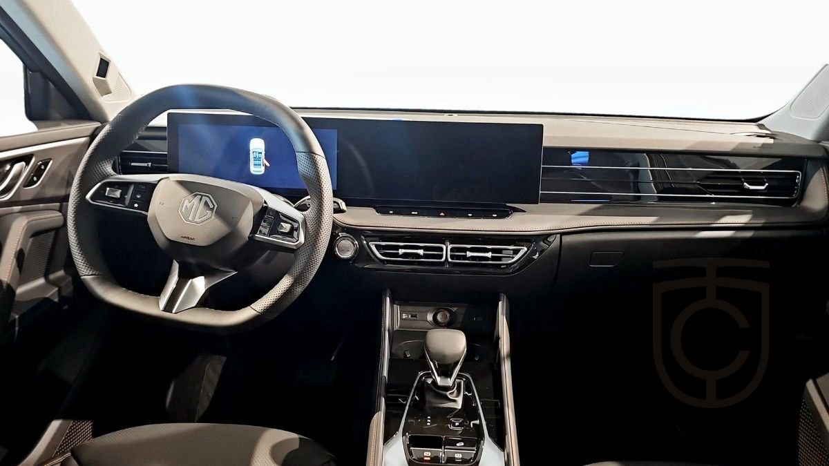 MG HS HS LUXURY PLUG-IN HYBRID 100 KM