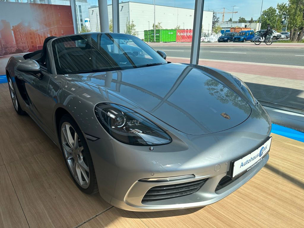 Porsche Boxster 718 20" 1.407KM erst PDK 1.Hand!